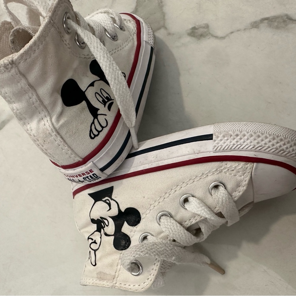 Converse Chuck Taylor Mickey Mouse